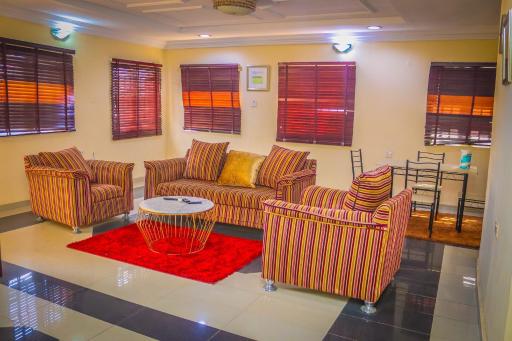 Sherifat's Lodge - Housity