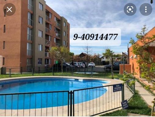 Dpto, hermoso entorno verde, 5 min. del centro, 2 baños, estacionamiento privado. - Housity