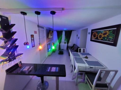 hospedaje económico en El Eje Cafetero "armenia quindio" cerca al parque del cafe y panaca - Housity