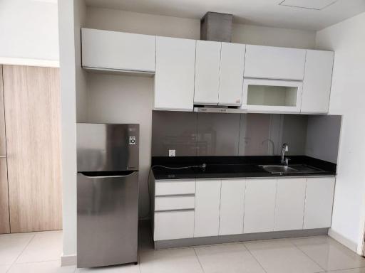2BR with riverview - Housity