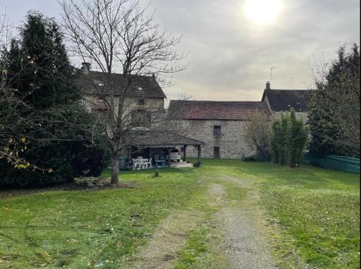 Belle chambre meublée à la campagne - Housity