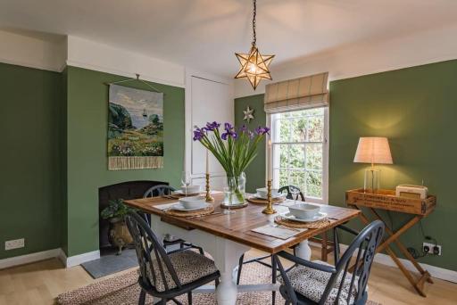 Cliffeside Cottage - Housity