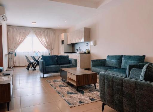 Luxurious Superior Room Space Available - Housity