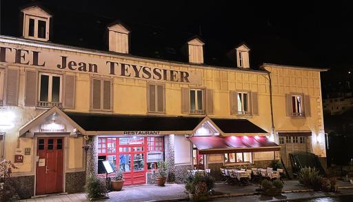 Logis Hôtel Teyssier - Housity
