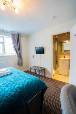 White Lion Hotel - Housity