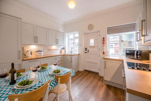 Pelican Cottage, Aldeburgh - Housity