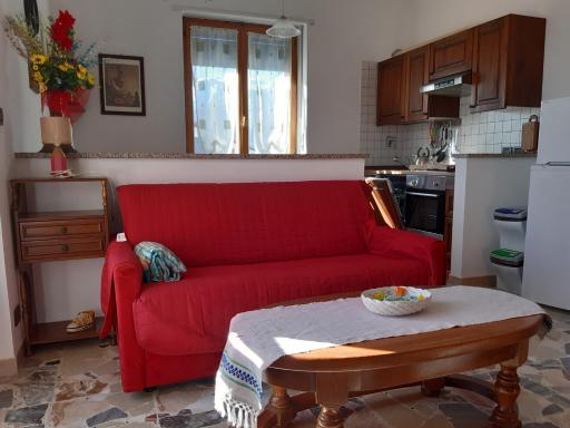 Bilocale Tití, soleggiato con vista montagne - Housity