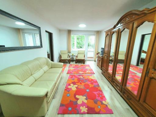 Flower Apartment - Family - Housity