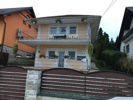 Central Apartments - Housity