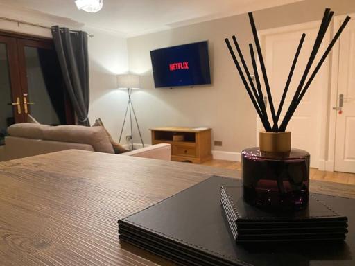 Neptune's Apartment - Housity