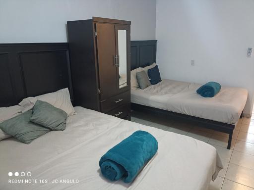 Depa sencillo, 10 min malecon - Housity