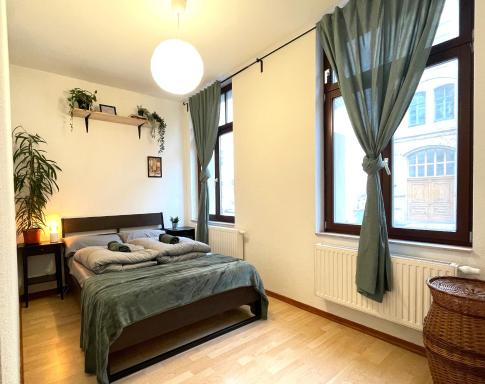 (PLANTROOM9)Ganze Wohnung allein - Housity