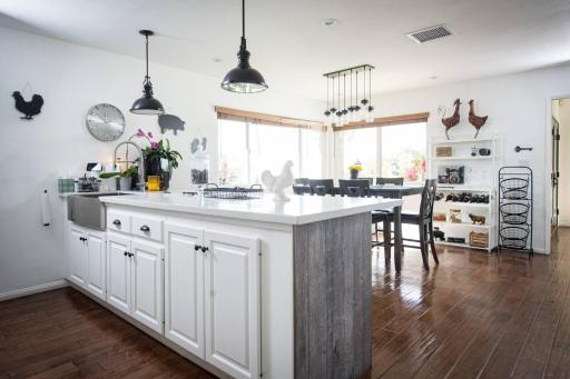 Chick-Ranch Main House - Housity