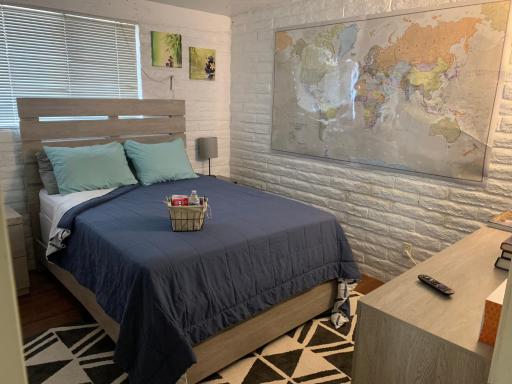 Casa de Basswood - Housity