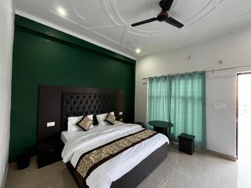 Corn village abode - Housity