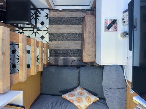 Casit'Amiga Tiny Music Studio - Housity