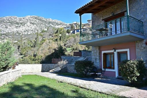 Kastalia Country Home - Housity