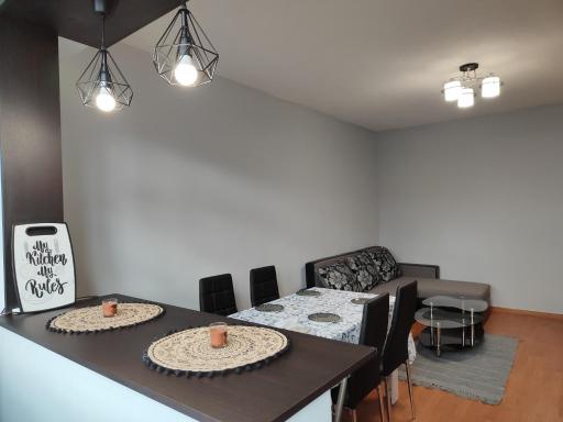 Uiutno ktche v gr pravets - Housity