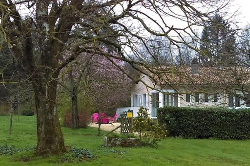 Calme et sérénité au gîte des hortensias - Housity