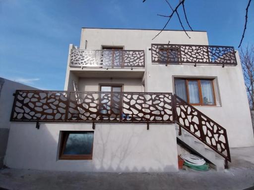 Casa Saturn - Housity