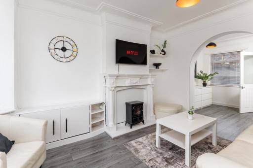 The Empress 2 Bed Terraced House - Housity