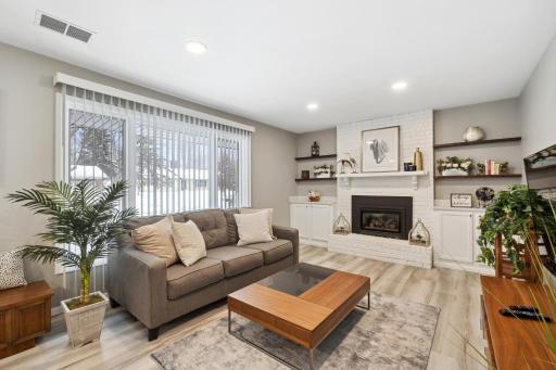 Designer Stay in Apple Valley - Housity