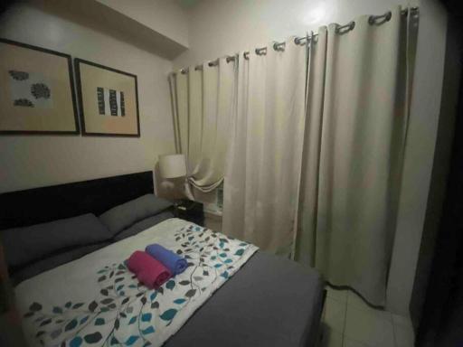 Makati Fast Internet Gym Pool Trevi Towers Wifi - Housity