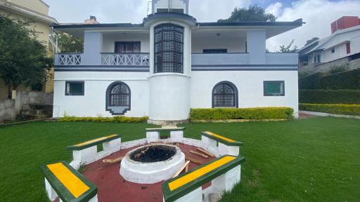 British House kodaikanal (friends group/family) - Housity