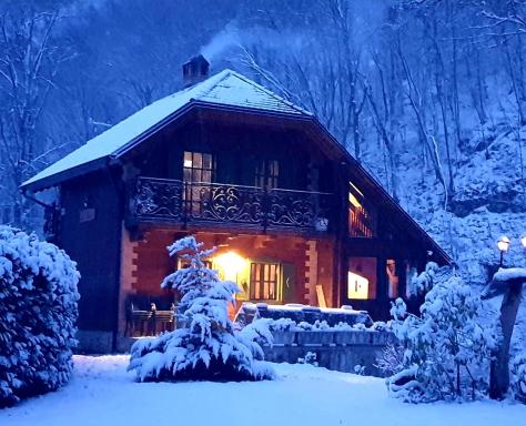 Kuća za odmor uz rijeku Slapnica, u Parku prirode Žumberak, finska sauna i jacuzzi - Housity