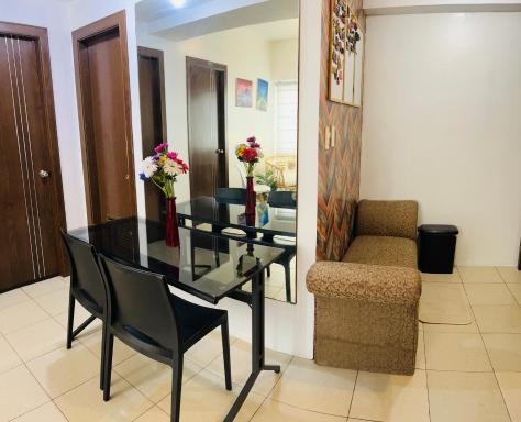 Minimalist cozy 1BR unit near BGC and McKinley Hill - Housity