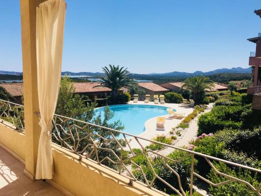 Splendid Seaview Apartment no 13 - Housity