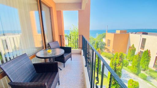 Bratanov Sea View Apartments - Hizvo