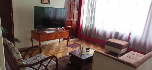 SUIT CENTRAL, PARA UNA a CINCO PERSONAS - Housity