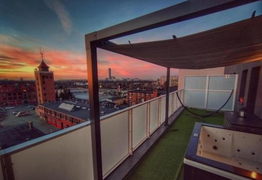 Sunset Apartament - Housity