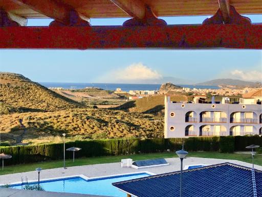 Los Geraneos - Housity