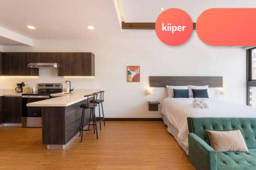 CAN-1204, Sun-filled Apartment in Zona Viva - Housity