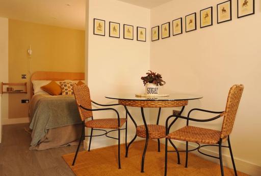 No. 4 Bligh's Yard - Housity