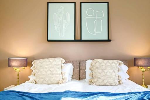 Aylesbury House with Free Parking, Super-Fast Wifi and Smart TV with Netflix by Yoko Property - Housity