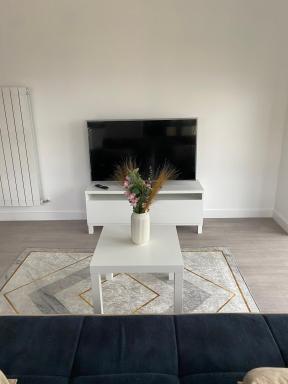 Escape Homes - Housity