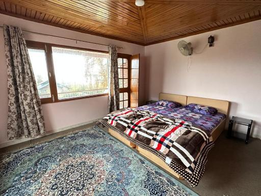 KASHMIR DIARIES - Housity