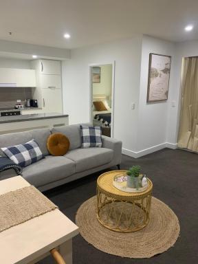 Pier 108 Glenelg - Housity