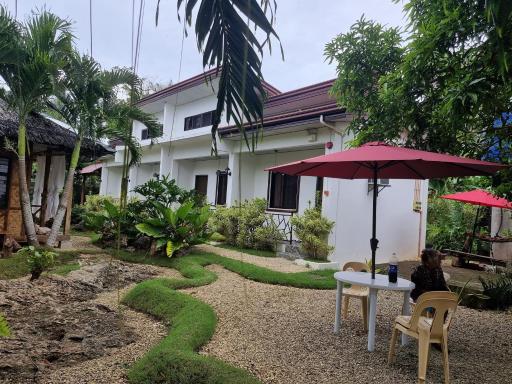 Mannah Garden Staycation Place - Housity