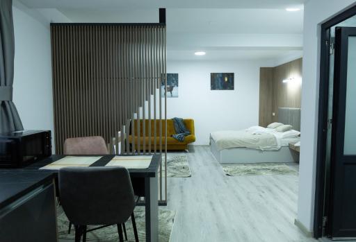 Yello Studio - Housity
