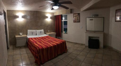 Hotel Vigo - Housity