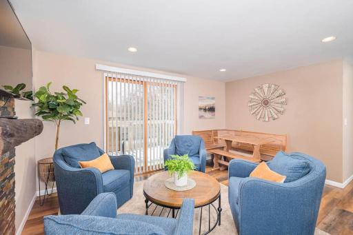 1 Minute Walk to Lambeau Sleeps 8 - Housity