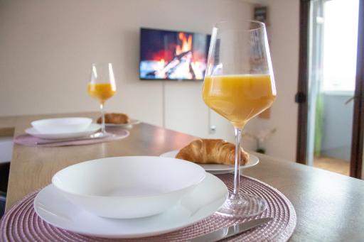 Danube Paradise - Housity