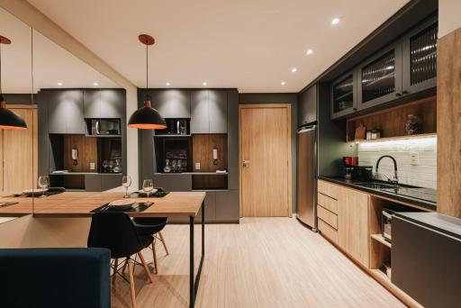 Studio Gracioso no Parque Una com Vaga de Garagem - Pelotas - Housity