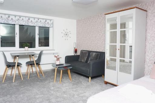 Horizon House, Modern Studio Flat, Parking Space, Oxford - Housity