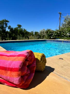 See the sea-Holiday house @ 140 St Francis Drive - Housity