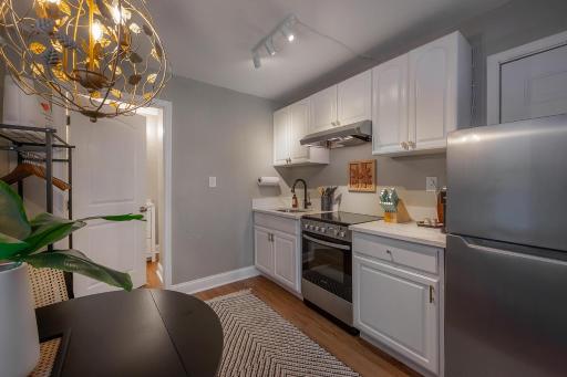 Stylish Updated Studio in Tampa | Hyde Park & UT - Housity